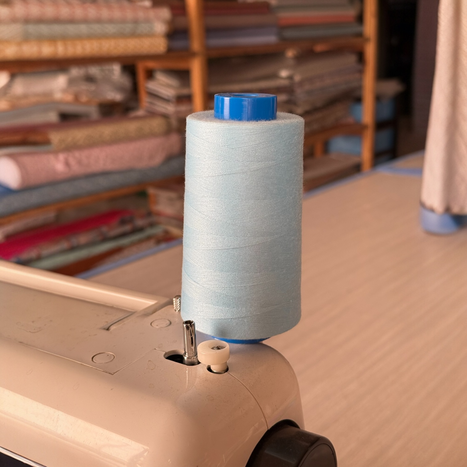 ADAPTADOR DE CONO PARA HILO DE COSER