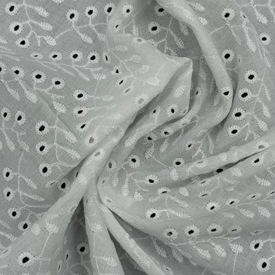 TELA BATISTA BORDADA FLOR