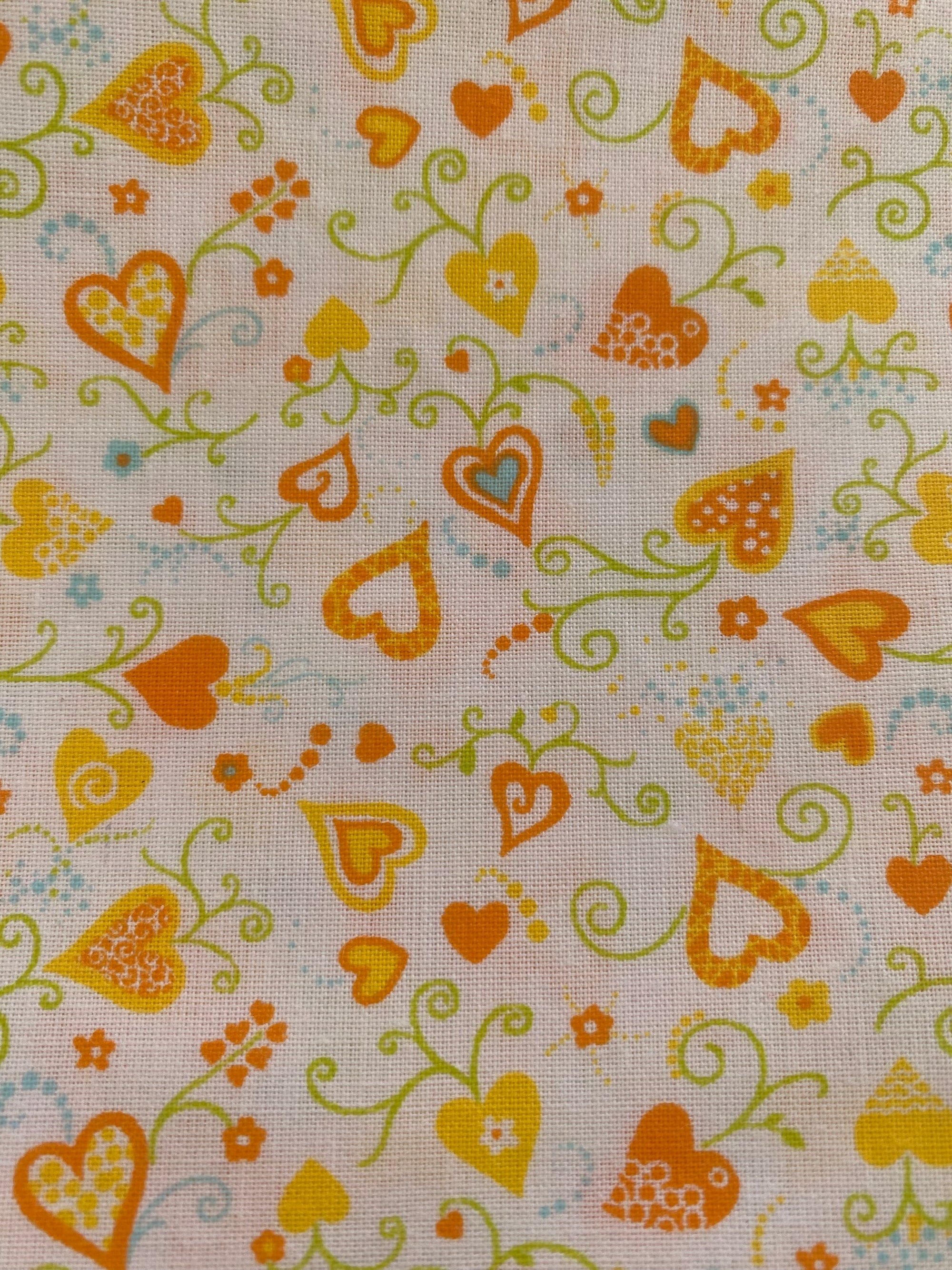 Tela estampada LOVE NARANJA