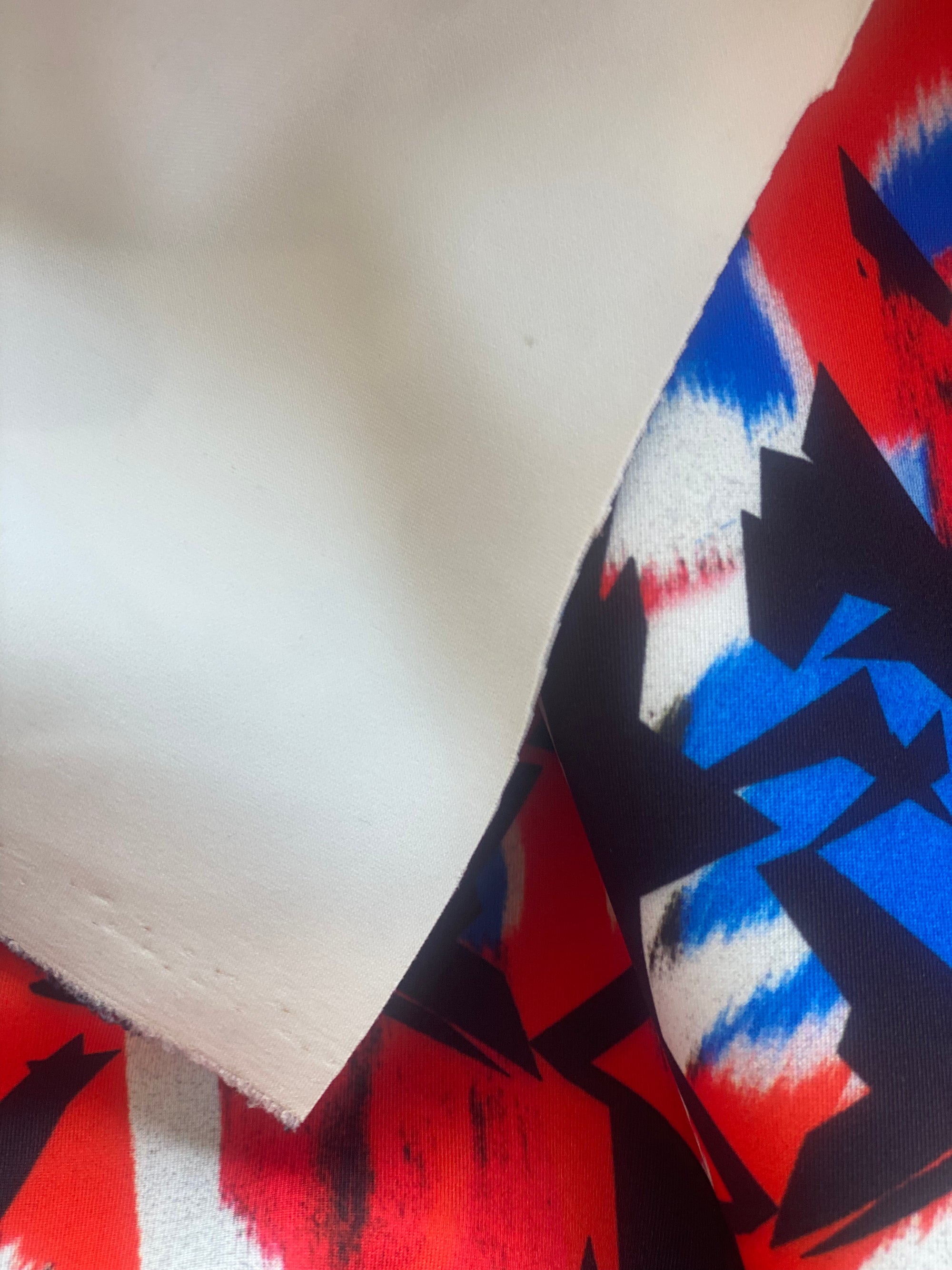 TELA DE NEOPRENO GRAFFITI