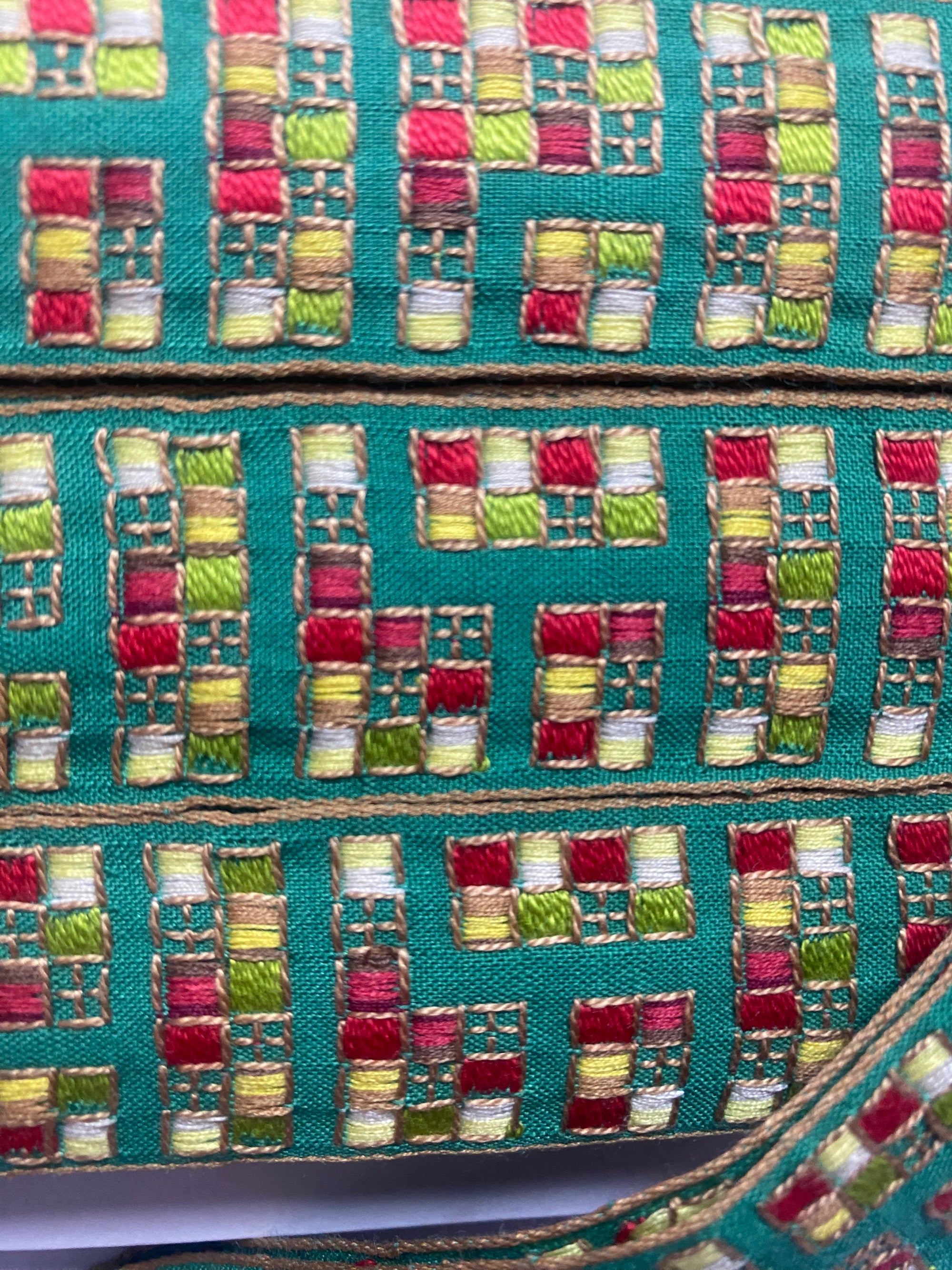 CUBRECOSTURAS VINTAGE TETRIS ancho 30mm y 50mm