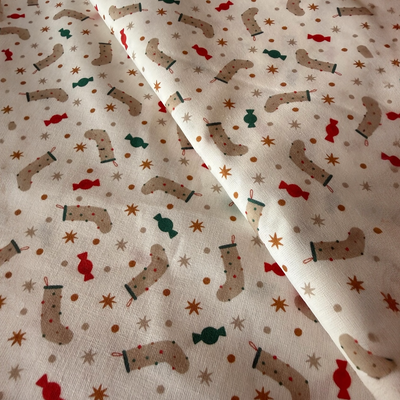 TELA NAVIDAD POPELIN ALGODON CALCETINES Y CARAMELOS