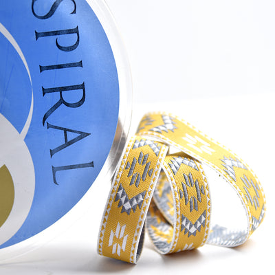 Cubrecosturas sioux into the wild