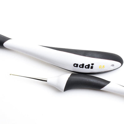 Agujas Addi de ganchillo extra finas con aluminio y mango