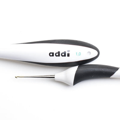 Agujas Addi de ganchillo extra finas con aluminio y mango