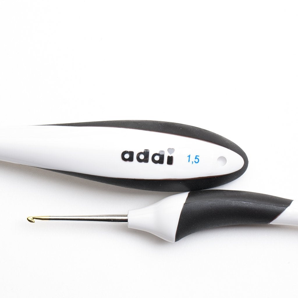 Agujas Addi de ganchillo extra finas con aluminio y mango
