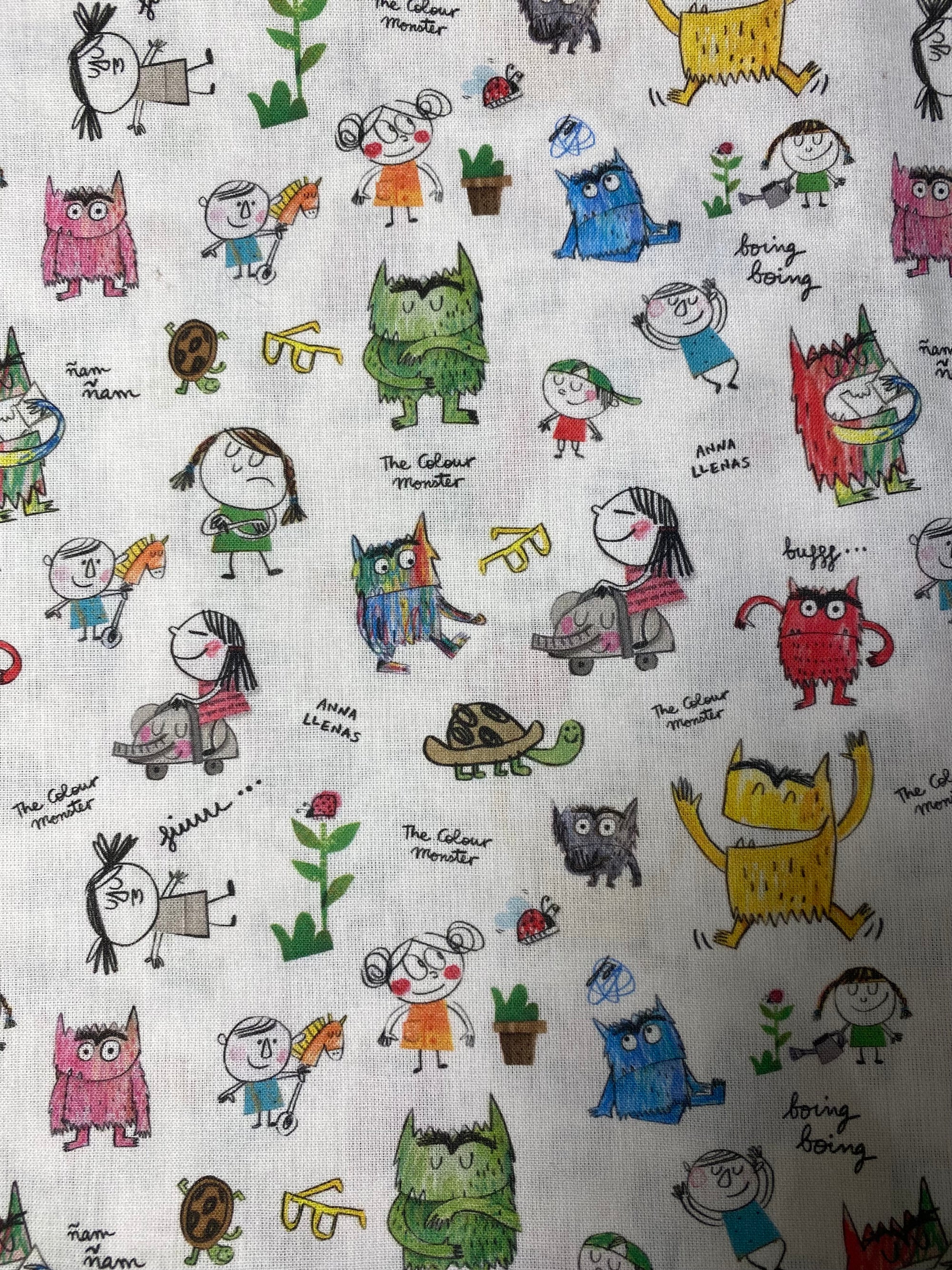 Tela popelín algodón 100% estampado MONSTRUO DE COLORES