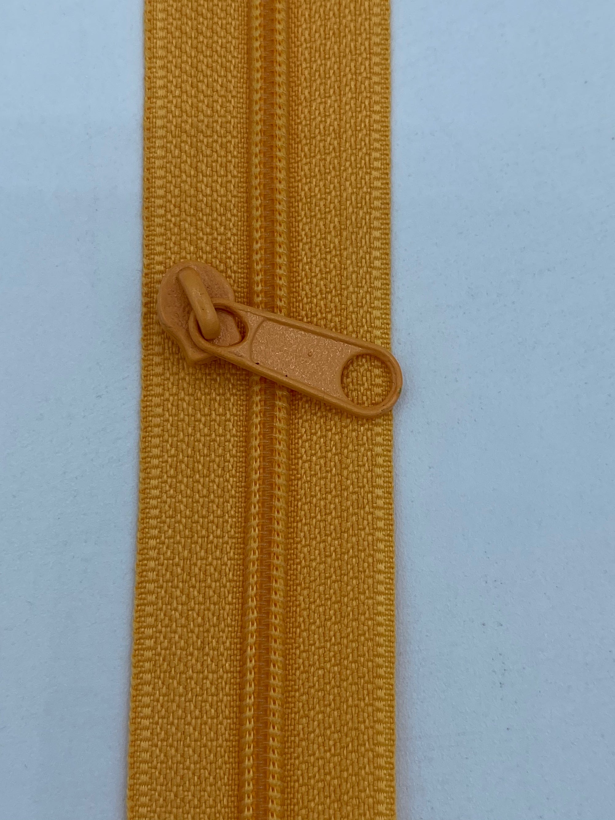 CREMALLERA CONTINUA DE NYLON DE 3MM