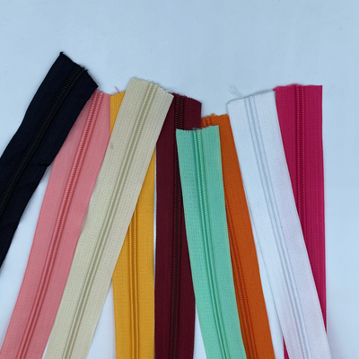 CREMALLERA CONTINUA DE NYLON DE 5MM