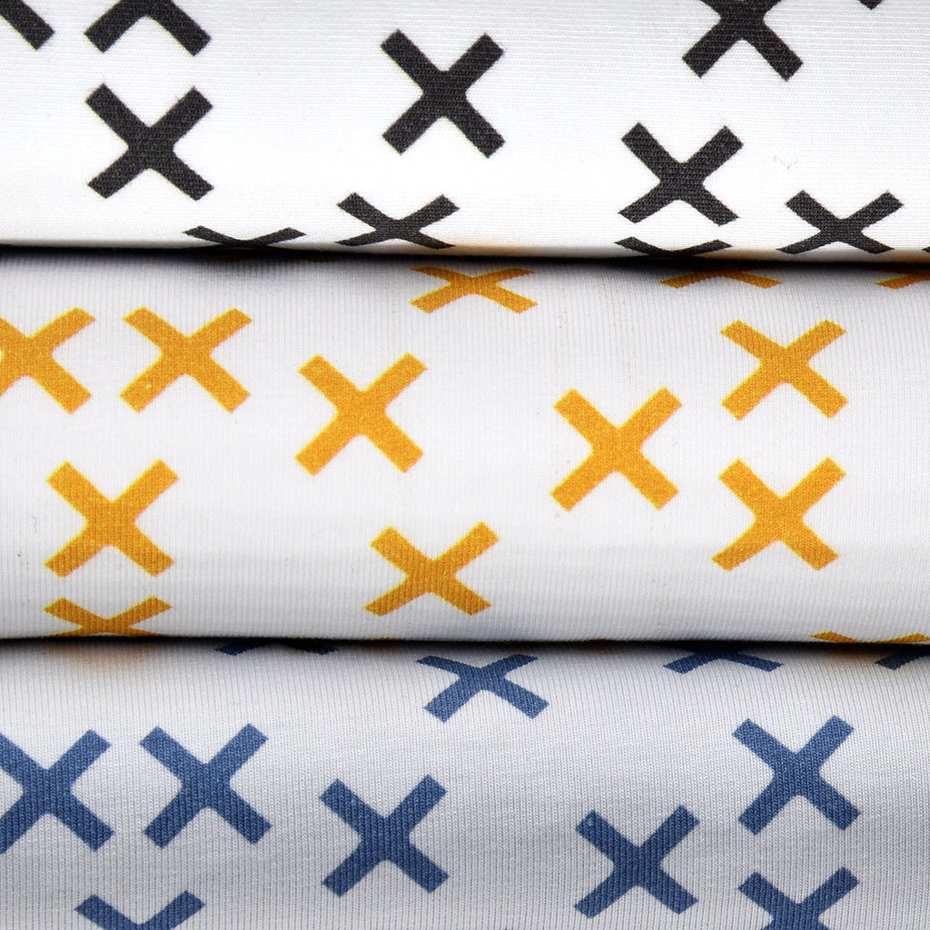 Tela punto estampado cruces (6 MTRS)
