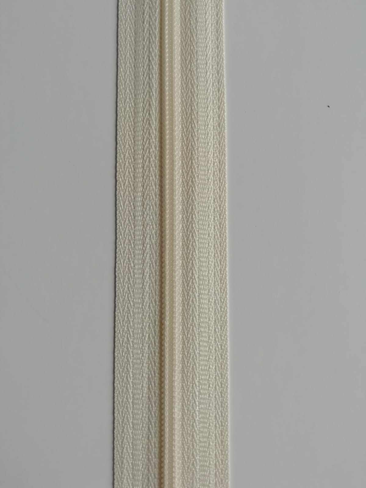 CREMALLERA CONTINUA DE NYLON DE 3MM