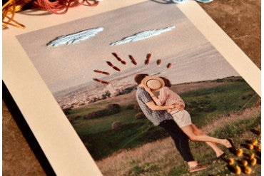 ¡Díselo con una postal bordada!