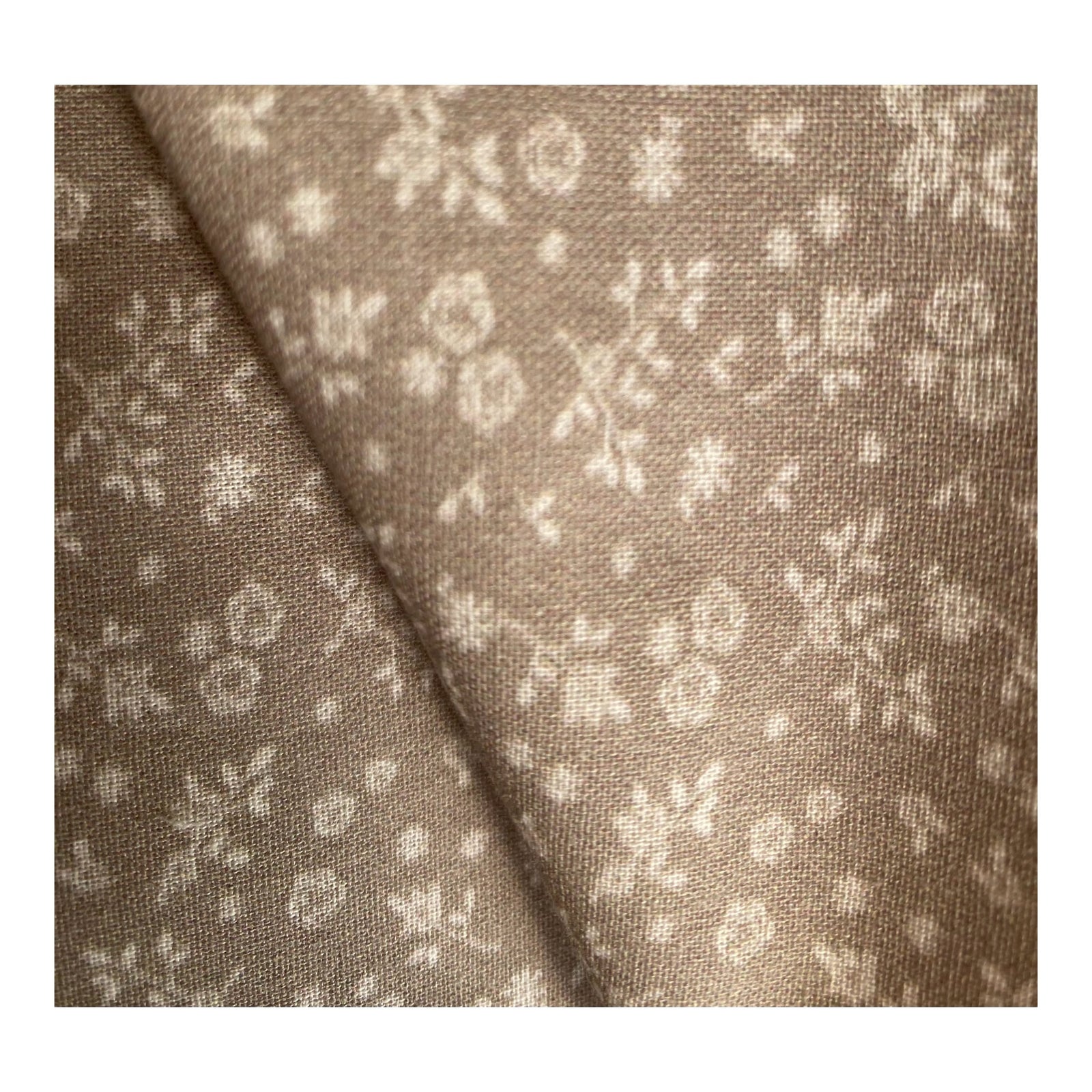 TELA ALGODÓN FLORES VICTORIA CERTIFICADO GOTS