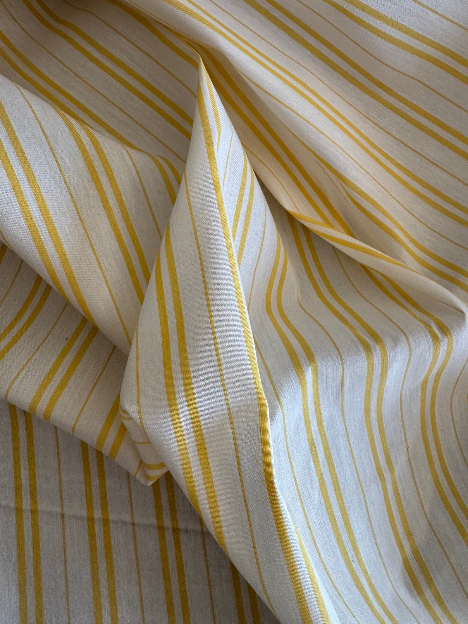 Tela Multirrayas&nbsp; Poliéster-Algodón – AMARILLO