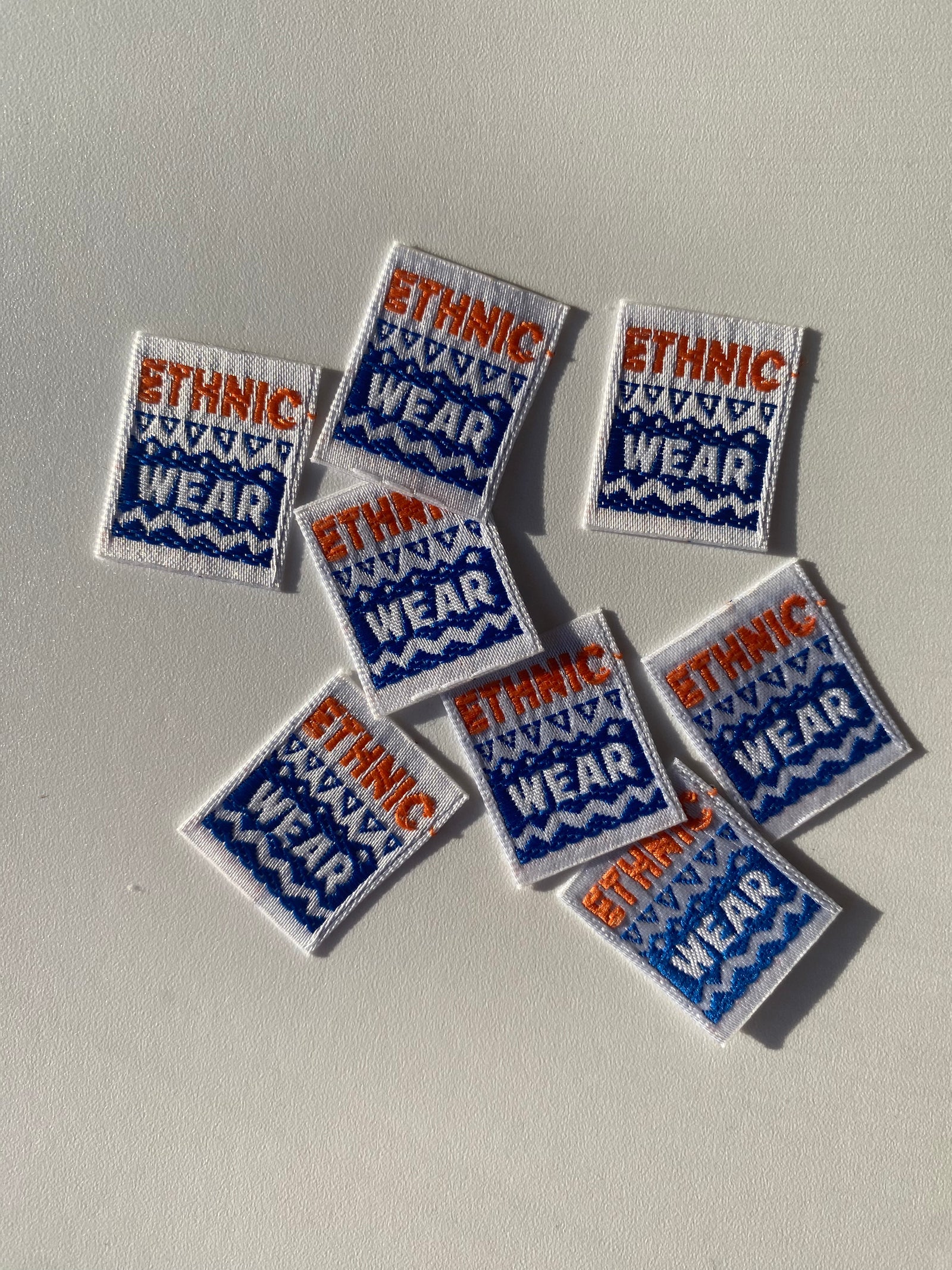 Etiqueta termoadhesiva tejida ETHNIC WEAR