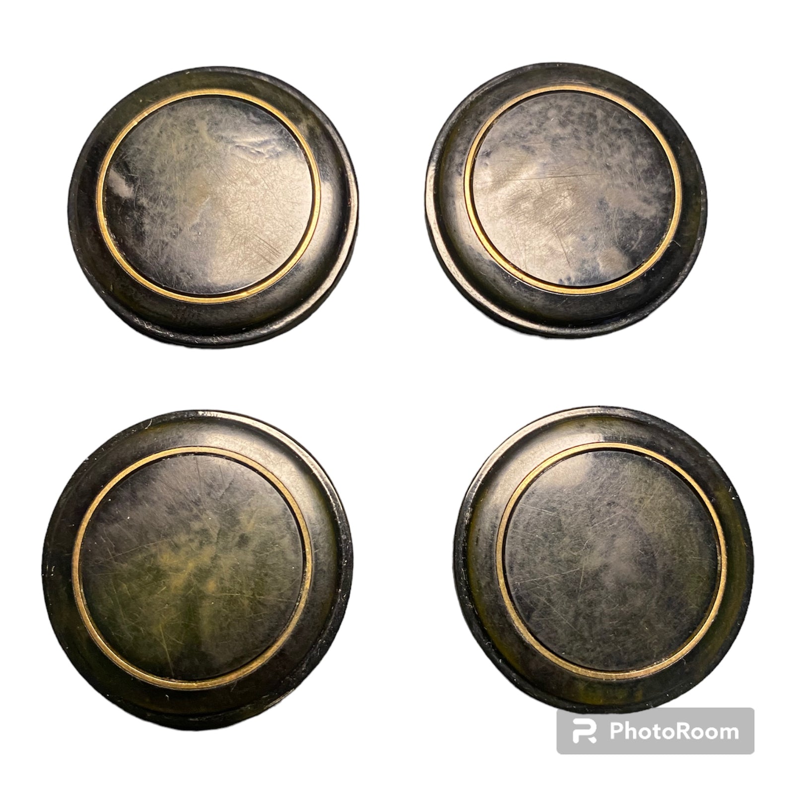 BOTONES  DE PASTA CON METAL ENGARZADO