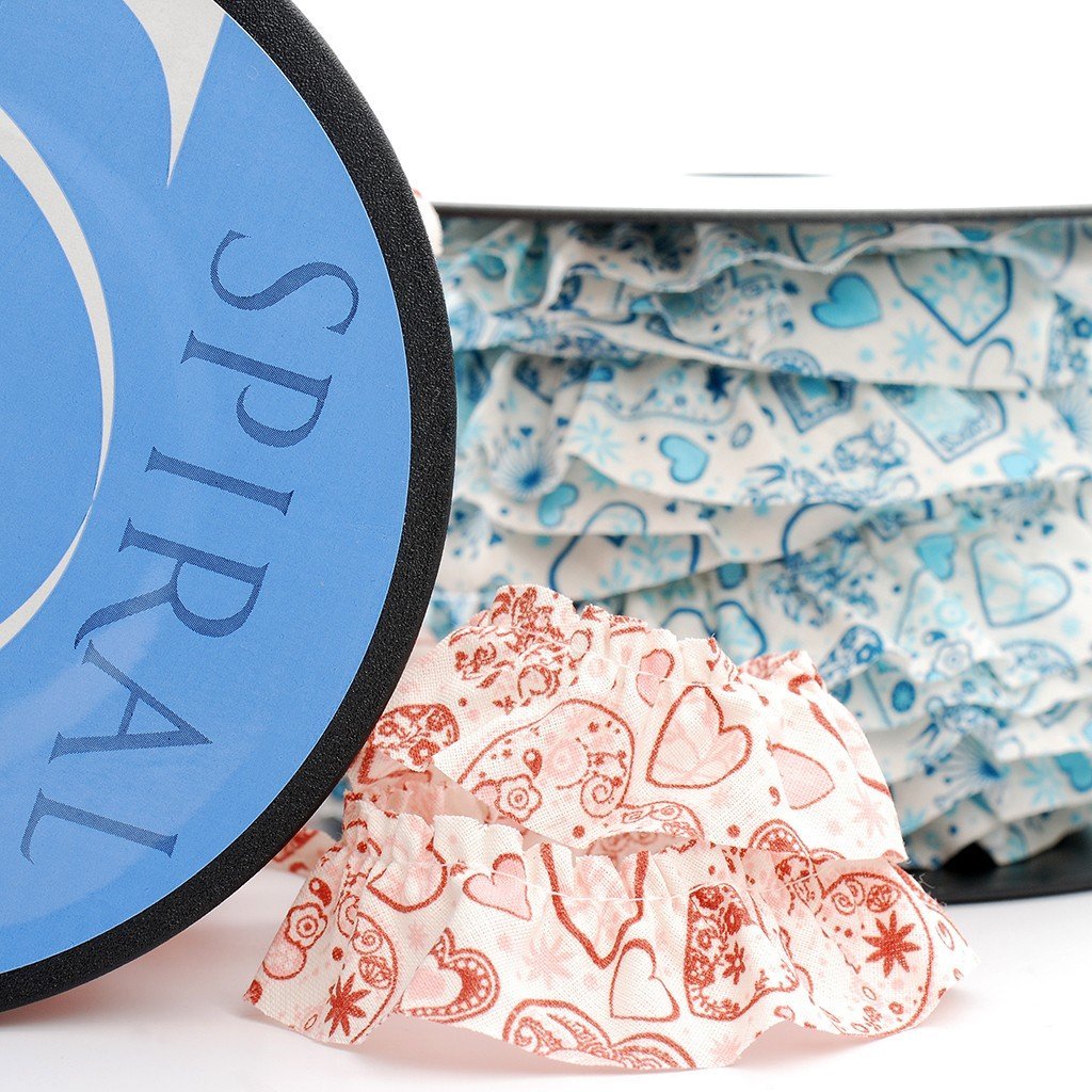 Cinta fruncida corazones corazones