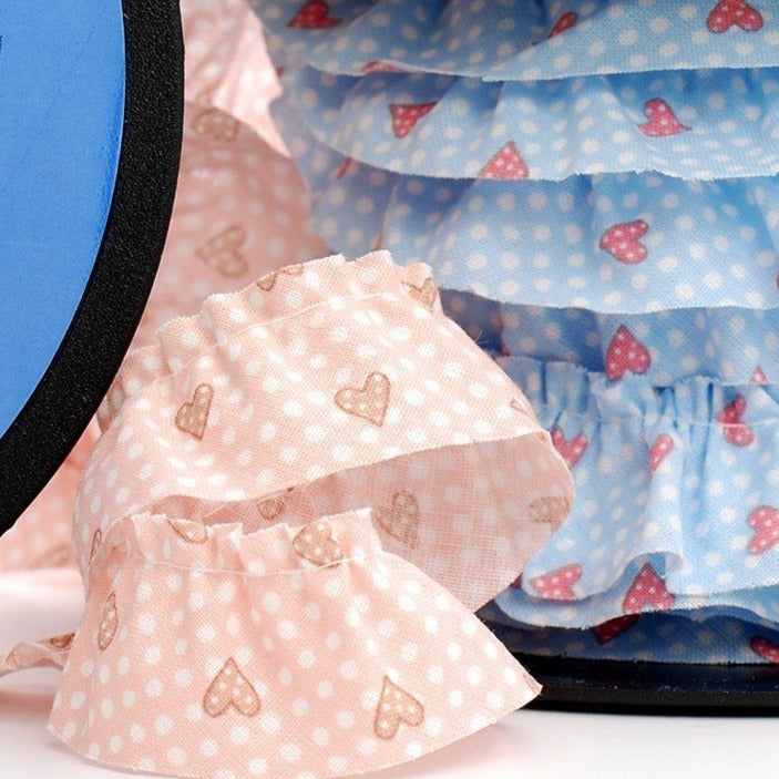 Cinta fruncida corazones vinatge