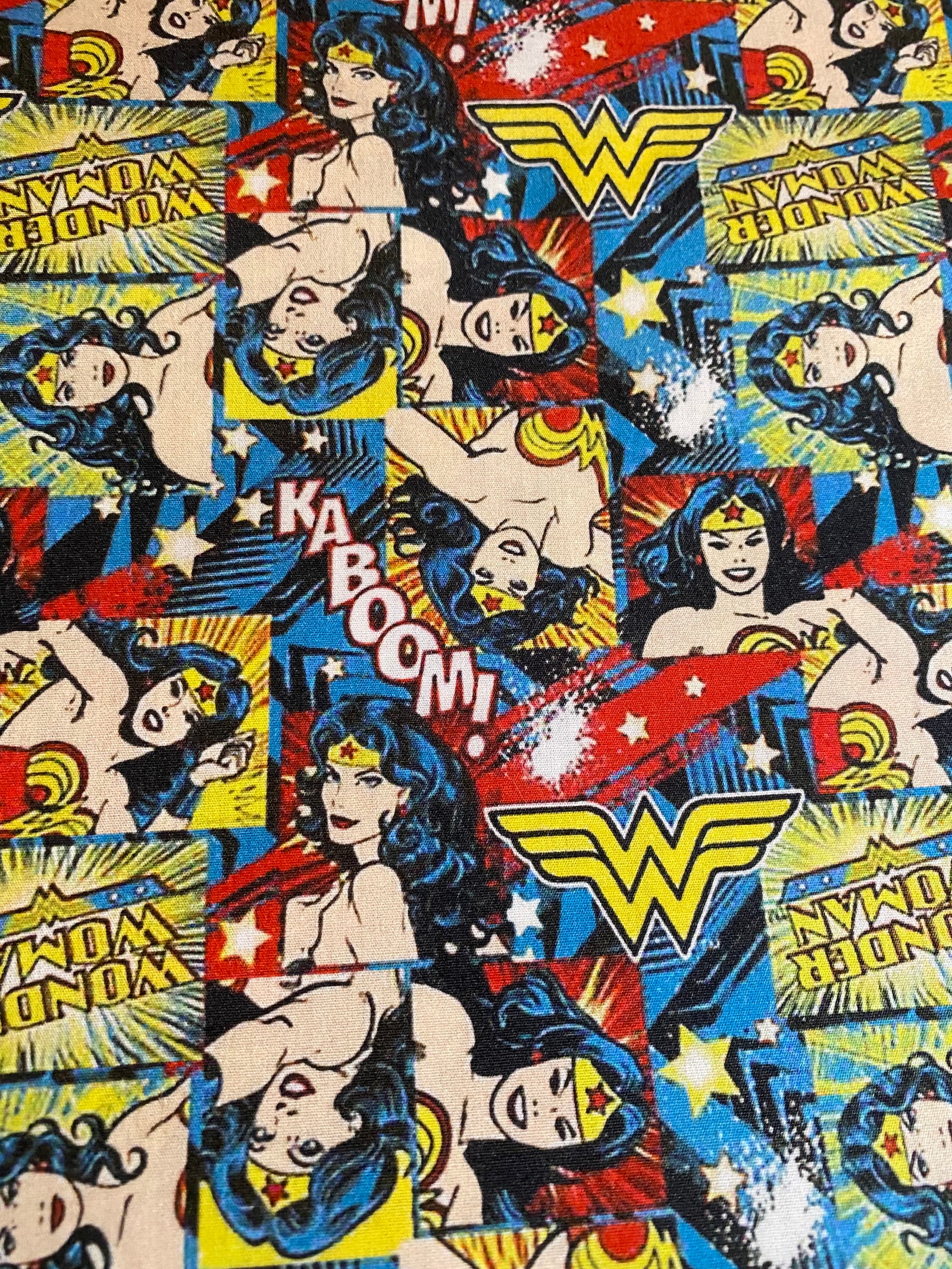 TELA Algodón Wonder Woman