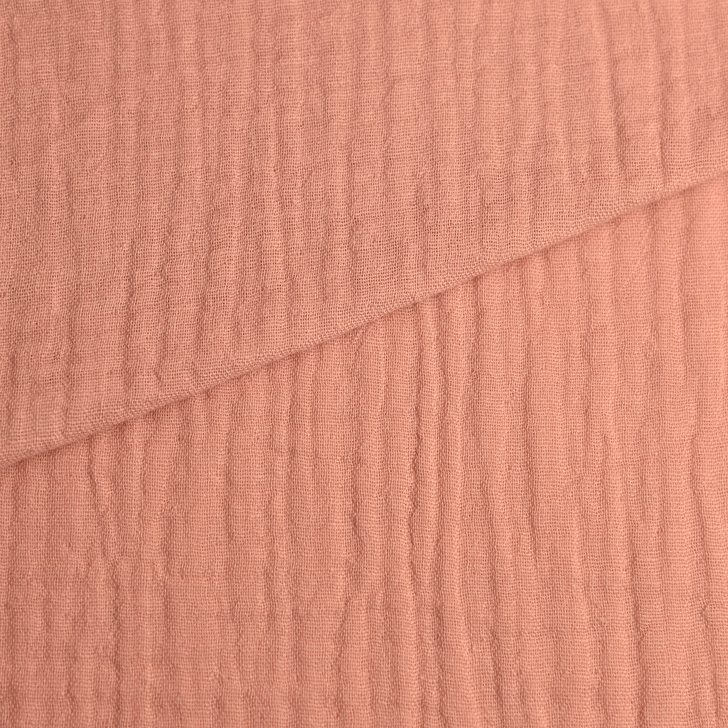 Tela doble gasa/muselina orgánica con efecto arrugado rosa maquillaje (CM) CERTIFICADO GOTS