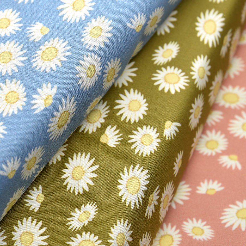 Tela 100% algodón estampado flores margaritas CERTIFICADO GOTS (6 MTRS)