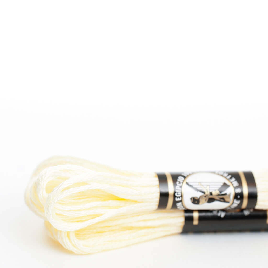 Mouliné especial Finca algodón (blanco, amarillo, naranja, rojo y rosa)
