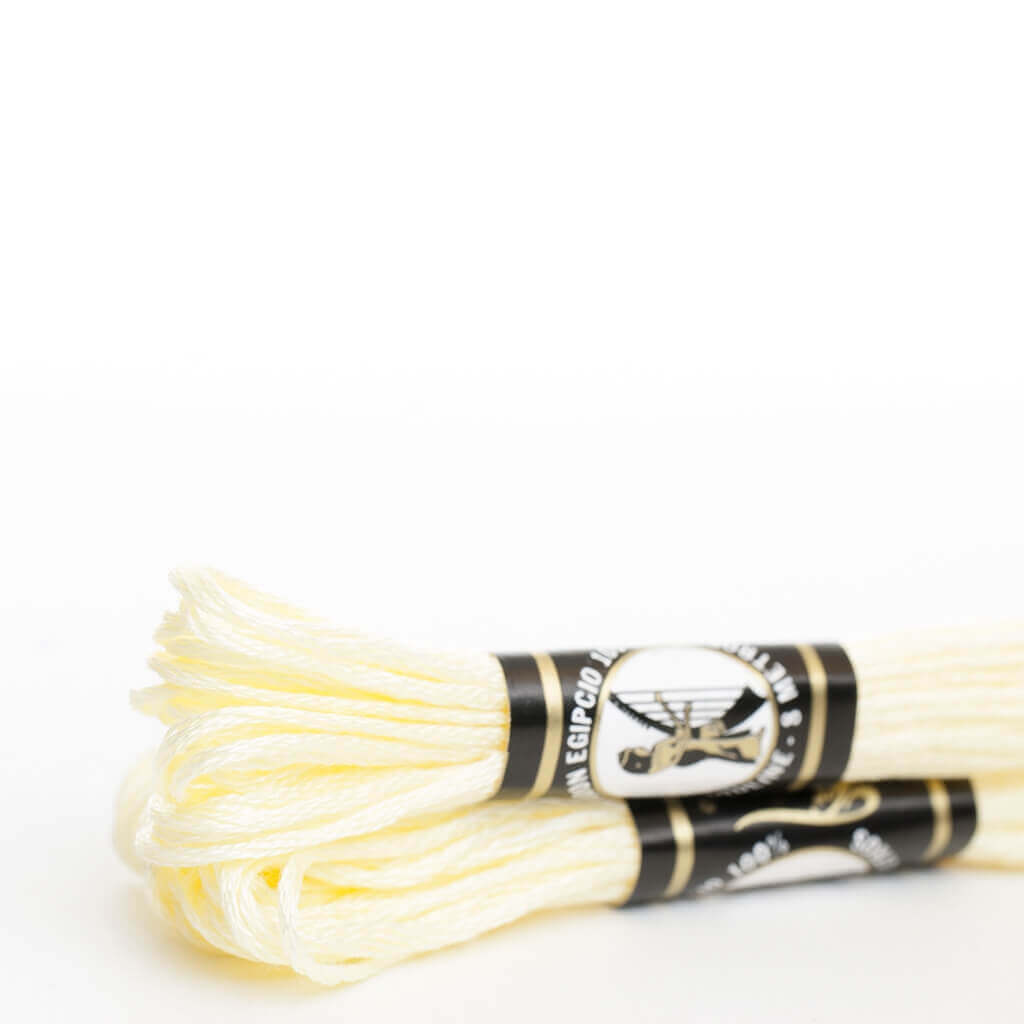 Mouliné especial Finca algodón (blanco, amarillo, naranja, rojo y rosa)